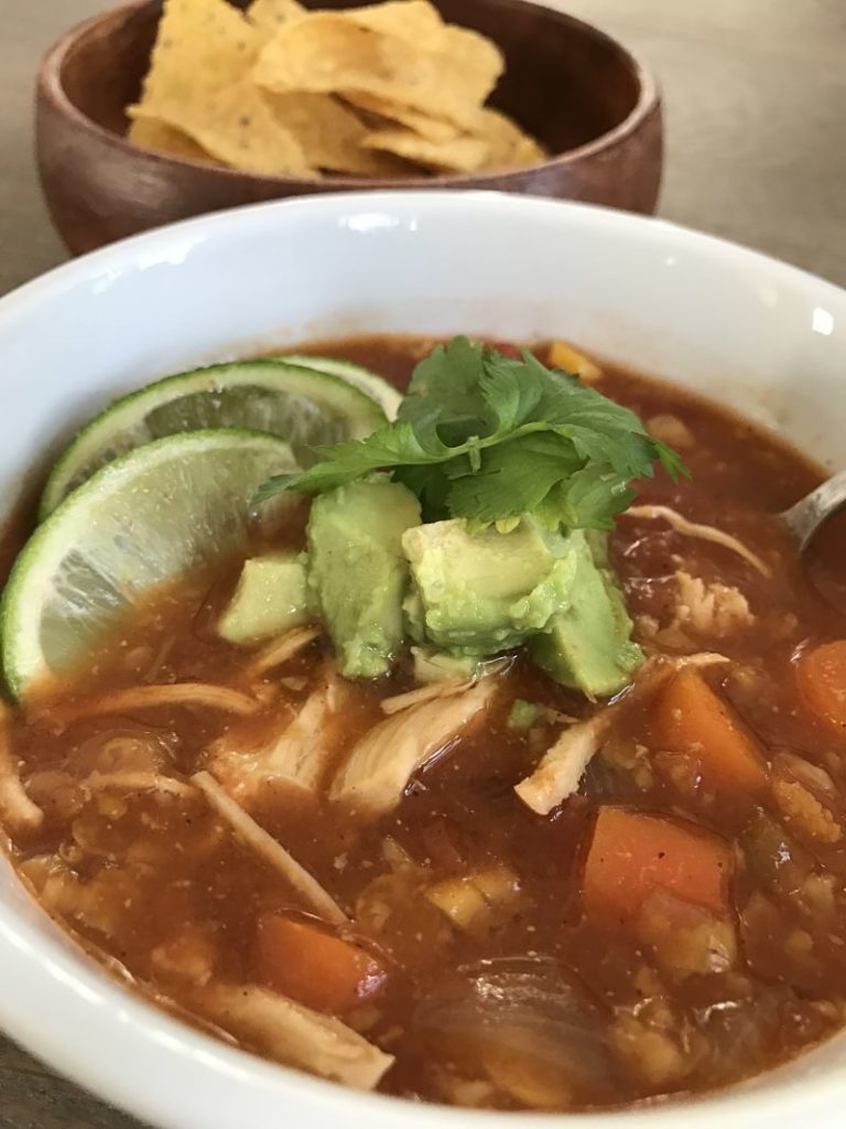 easy crockpot chicken tortilla soup