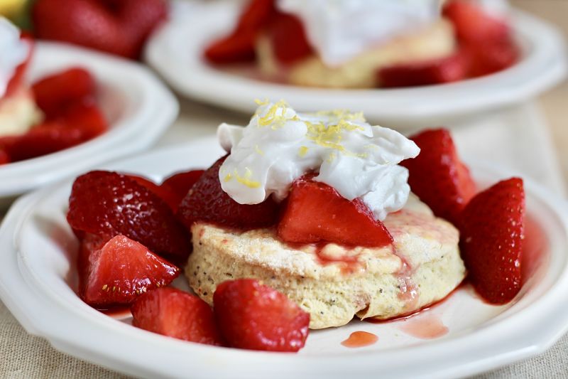 vegan strawberry lemon poppy seed shortcakes