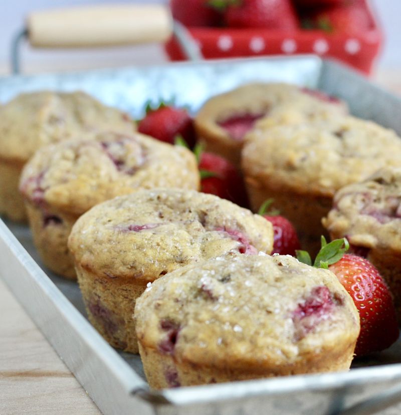 vegan strawberry banana muffins